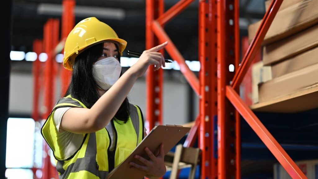 An Toàn Môi Trường Lao Động Là Gì? Cách Kiểm Soát Hiệu Quả Cho Doanh Nghiệp