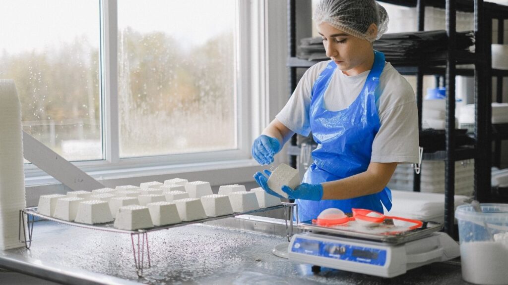 Ý Nghĩa Của Công Tác An Toàn Vệ Sinh Lao Động Đối Với Doanh Nghiệp Và Người Lao Động