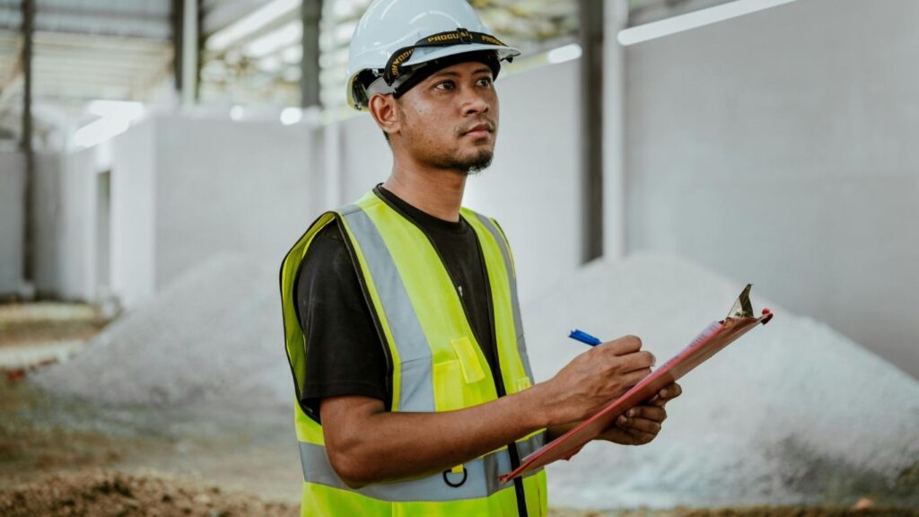 Trung Tâm Giám Định Máy Và Thiết Bị: Vai Trò, Quy Trình Và Tiêu Chí Lựa Chọn
