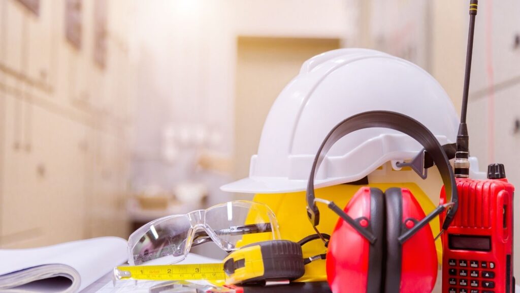 Cấp Thẻ An Toàn Lao Động Nhanh: Điều Kiện, Quy Trình Và Những Điều Doanh Nghiệp Cần Biết

